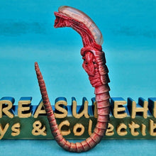 Load image into Gallery viewer, 1/6 Alien Chestburster - MJ@TreasureHearts Toys & Collectibles