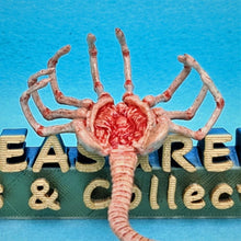 Load image into Gallery viewer, 1/6 Alien Facehugger - MJ@TreasureHearts Toys & Collectibles
