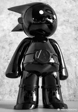 Load image into Gallery viewer, 16inch Ashtro Lad - King Coal Front2