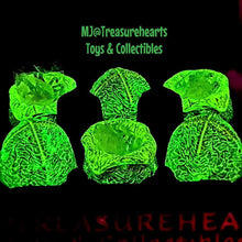 Load image into Gallery viewer, 7 Inch Alien Egg & Facehugger Pack (Glow) - MJ@TreasureHearts Toys & Collectibles