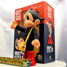 Load image into Gallery viewer, Astro Boy Master Series 07 Vinyl Collectables