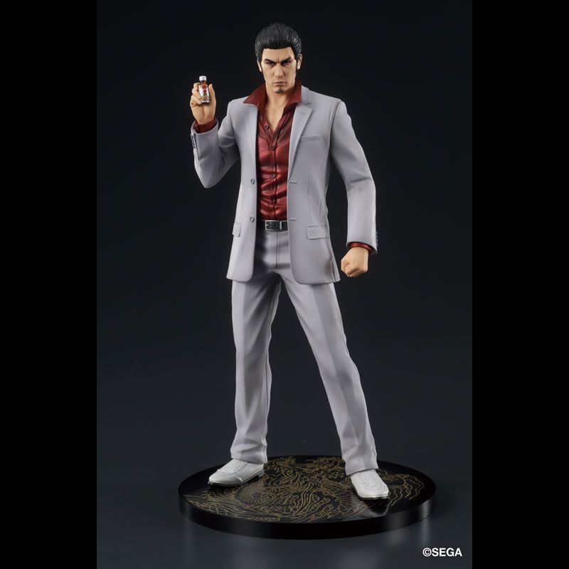 Yakuza-Like a Dragon Kazuma Kiryu Figure with Screen – MJ