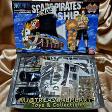 Load image into Gallery viewer, Grand Ship Collection 12 Spade Pirates Ship