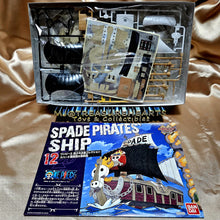 Load image into Gallery viewer, Grand Ship Collection 12 Spade Pirates Ship