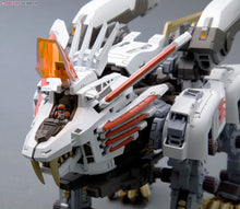 Load image into Gallery viewer, HMM ZOIDS 1/72 RZ-028 Blade Liger Mirage
