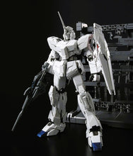 Load image into Gallery viewer, MG 1/100 RX-O Unicorn Gundam HD Color +MS CAGE