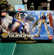 Load image into Gallery viewer, Mega Size 1/48 RX-78-2 Gundam