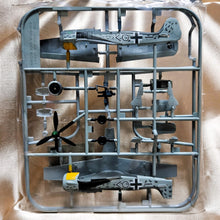 Load image into Gallery viewer, 1/100 Tsubasa Collection Vol 8 Focke-Wulf Fw190A-5 (46)
