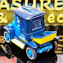 Load image into Gallery viewer, Disney Motors - Hi-hat Classic Dory - MJ@TreasureHearts Toys & Collectibles