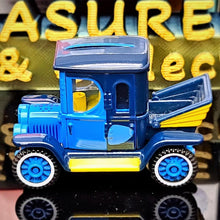 Load image into Gallery viewer, Disney Motors - Hi-hat Classic Dory - MJ@TreasureHearts Toys & Collectibles