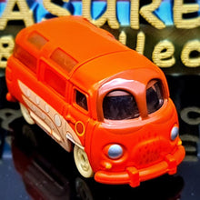 Load image into Gallery viewer, Disney Motors - Worm'n Hank - MJ@TreasureHearts Toys & Collectibles