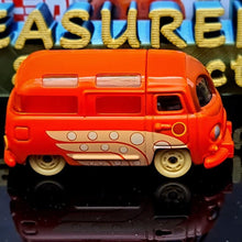 Load image into Gallery viewer, Disney Motors - Worm'n Hank - MJ@TreasureHearts Toys & Collectibles