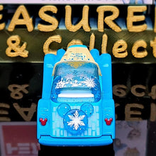 Load image into Gallery viewer, Disney Tomica Disney Motors Dreastar Elsa - MJ@TreasureHearts Toys & Collectibles