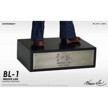 Load image into Gallery viewer, Enterbay Bruce Lee Black Label Statue Leg Front