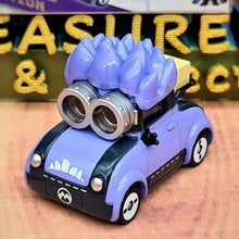 Load image into Gallery viewer, Evil Minion Car (USJ) - MJ@TreasureHearts Toys & Collectibles