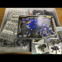 Load image into Gallery viewer, HMM Zoids 1/72 RZ-007 Shield Liger Bang Ver. - MJ@TreasureHearts Toys & Collectibles