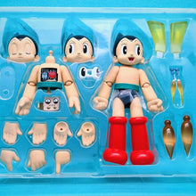 Load image into Gallery viewer, MAFEX No.065 MAFEX Astro Boy - MJ@TreasureHearts Toys & Collectibles