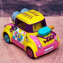 Load image into Gallery viewer, Minion Bites Ice Cream (USJ) Tomica Cars - MJ@TreasureHearts Toys & Collectibles
