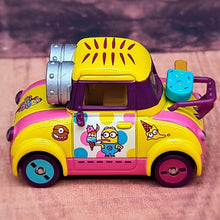 Load image into Gallery viewer, Minion Bites Ice Cream (USJ) Tomica Cars - MJ@TreasureHearts Toys & Collectibles