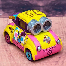 Load image into Gallery viewer, Minion Bites Ice Cream (USJ) Tomica Cars - MJ@TreasureHearts Toys & Collectibles