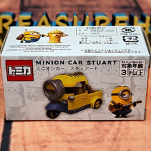 Load image into Gallery viewer, Minion Car Stuart (USJ) - MJ@TreasureHearts Toys & Collectibles
