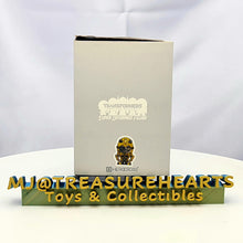 Load image into Gallery viewer, SDF 4 Transformer 01DX Bumblebee(Excl.Yellow Damaged) Box Cover Side