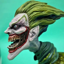 Load image into Gallery viewer, The Joker - Gotham City Nightmare (EXCLUSIVE) - MJ@TreasureHearts Toys & Collectibles