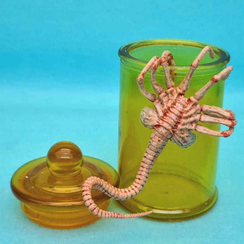 1/6 Alien Facehugger (with Bottle Experiment) - MJ@TreasureHearts Toys & Collectibles