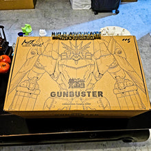 Load image into Gallery viewer, Mortal Mind Series Gunbuster Alloy Action Figure Box Art
