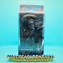 Load image into Gallery viewer, 7&quot; Scale Action Figures - Grid Alien - MJ@TreasureHearts Toys &amp; Collectibles
