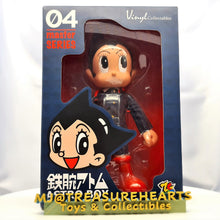 Load image into Gallery viewer, Astro Boy Master Series 04 Vinyl Collectables
