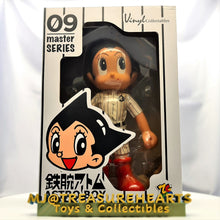 Load image into Gallery viewer, Astro Boy Master Series 09 Vinyl Collectables
