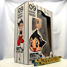 Load image into Gallery viewer, Astro Boy Master Series 09 Vinyl Collectables
