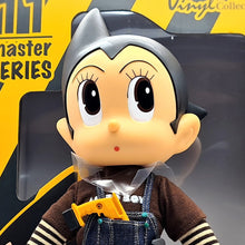 Load image into Gallery viewer, Astro Boy Master Series 11 Vinyl Collectables
