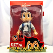 Load image into Gallery viewer, Astro Boy Master Series 16 Vinyl Collectables
