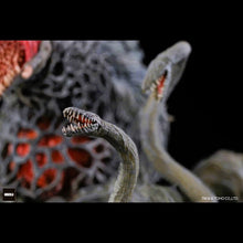 Load image into Gallery viewer, Gekizou EX Godzilla vs. Biollante-Biollante Closeup Snake1
