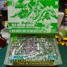 Load image into Gallery viewer, HGUC 1/144 RX-0 Unicorn + 1/48 Head Base(Destroy Mode)
