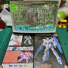 Load image into Gallery viewer, HGUC 1/144 RX-0 Unicorn + 1/48 Head Base(Destroy Mode)
