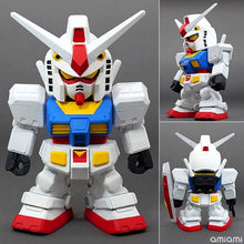 Load image into Gallery viewer, Jumbo Soft Vinyl Figure SD RX-78-2
