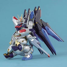 Load image into Gallery viewer, MG 1/100 Strike Freedom Gundam(Extra Finish Ver.)
