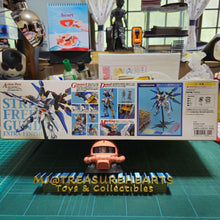 Load image into Gallery viewer, MG 1/100 Strike Freedom Gundam(Extra Finish Ver.)
