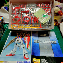 Load image into Gallery viewer, MG 1/100 XXXG-01W Wing Gundam (Ver.Ka)
