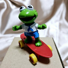 Load image into Gallery viewer, McDonald 1986 Muppet Babies -Kermit Frog &amp; Skateboard
