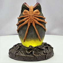 Load image into Gallery viewer, Alien Egg Statue (With lights) - MJ@TreasureHearts Toys &amp; Collectibles
