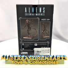 Load image into Gallery viewer, Aliens Colonial Marines 1/18 Xeno Soldier - MJ@TreasureHearts Toys &amp; Collectibles
