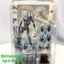Load image into Gallery viewer, Aliens Colonial Marines 1/18 Xeno Soldier - MJ@TreasureHearts Toys &amp; Collectibles
