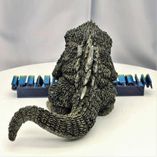 Load image into Gallery viewer, Deforeal Godzilla (1962) Complete Figure - MJ@TreasureHearts Toys &amp; Collectibles
