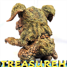 Load image into Gallery viewer, Deforeal Godzilla vs. Mechagodzilla King Caesar - MJ@TreasureHearts Toys &amp; Collectibles
