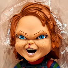 Load image into Gallery viewer, Deluxe Chucky - Mezco Designer Series - MJ@TreasureHearts Toys &amp; Collectibles
