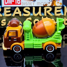 Load image into Gallery viewer, Disney Motors DM-16 Caspals Chip &amp; Dale - MJ@TreasureHearts Toys &amp; Collectibles
